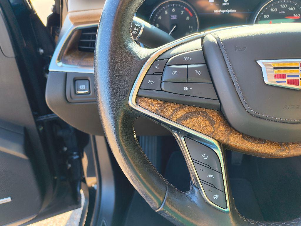 used 2023 Cadillac XT5 car, priced at $31,776