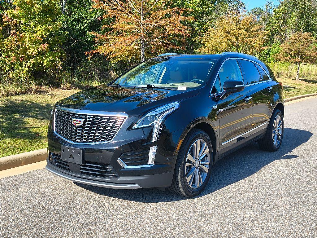 used 2023 Cadillac XT5 car, priced at $31,776