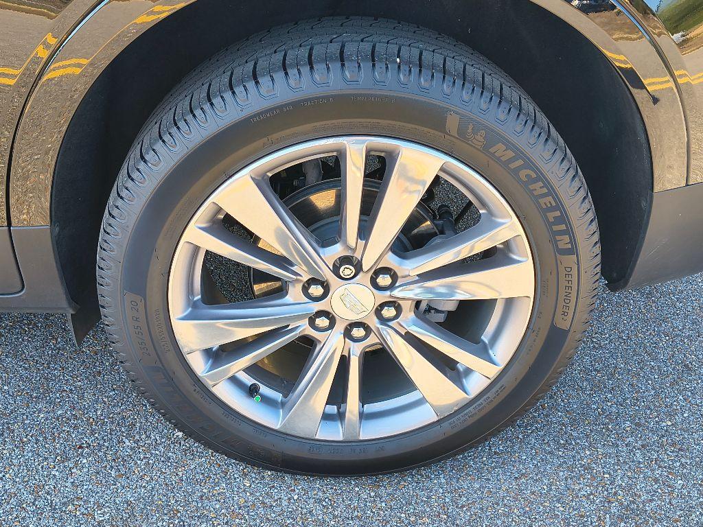 used 2023 Cadillac XT5 car, priced at $31,776