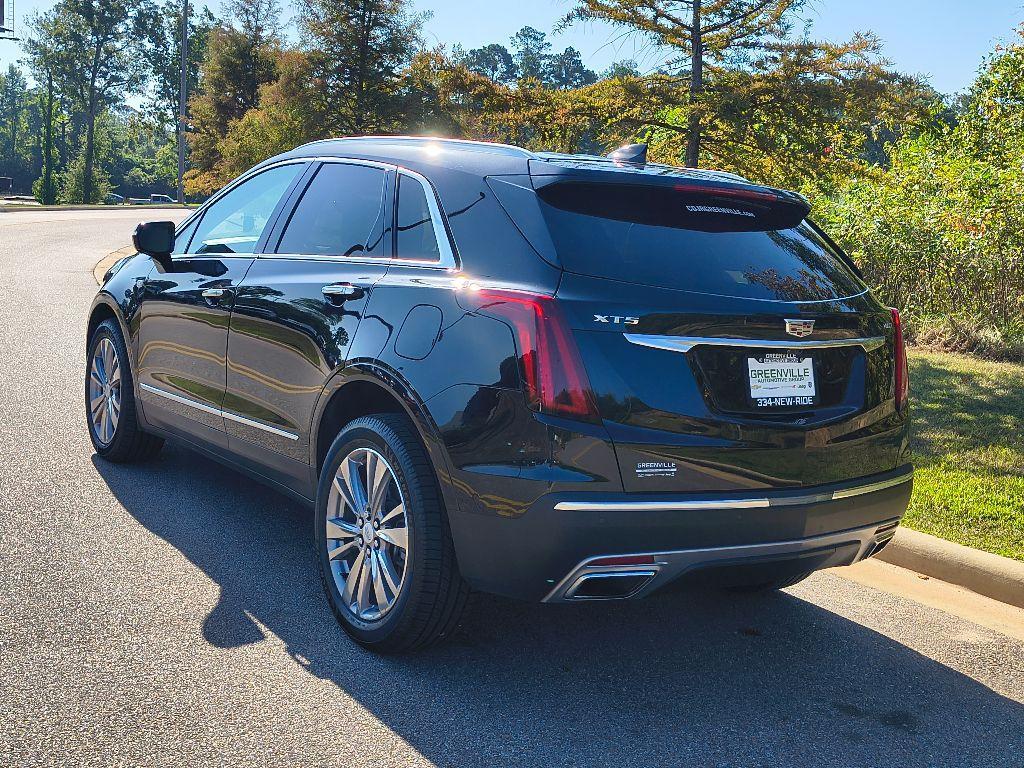 used 2023 Cadillac XT5 car, priced at $31,776