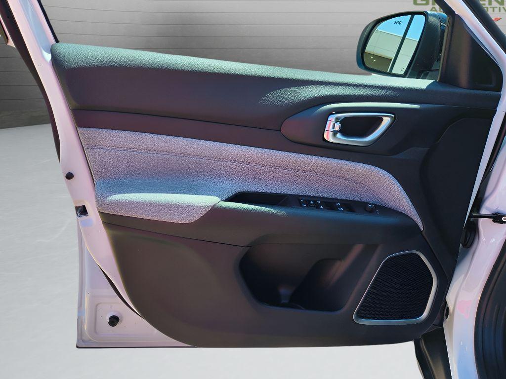 new 2025 Jeep Compass car, priced at $25,665