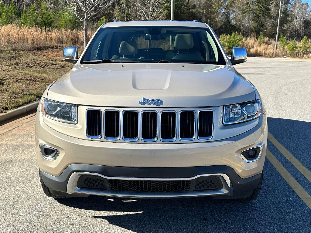 used 2015 Jeep Grand Cherokee car, priced at $12,519