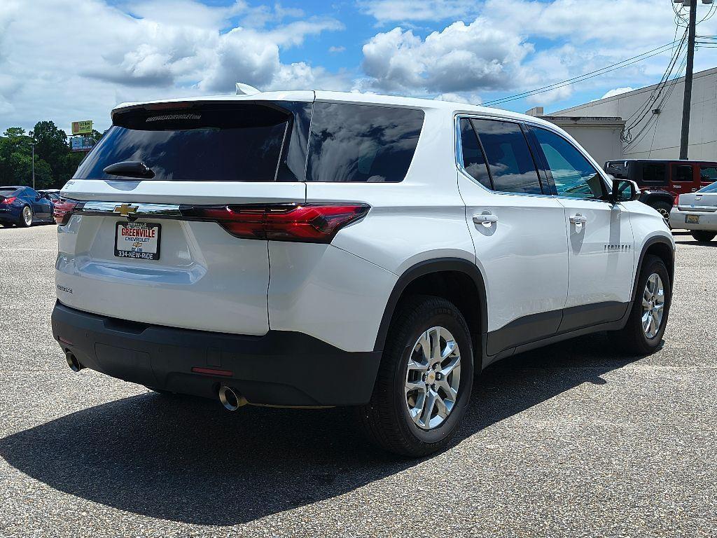 used 2022 Chevrolet Traverse car, priced at $22,519
