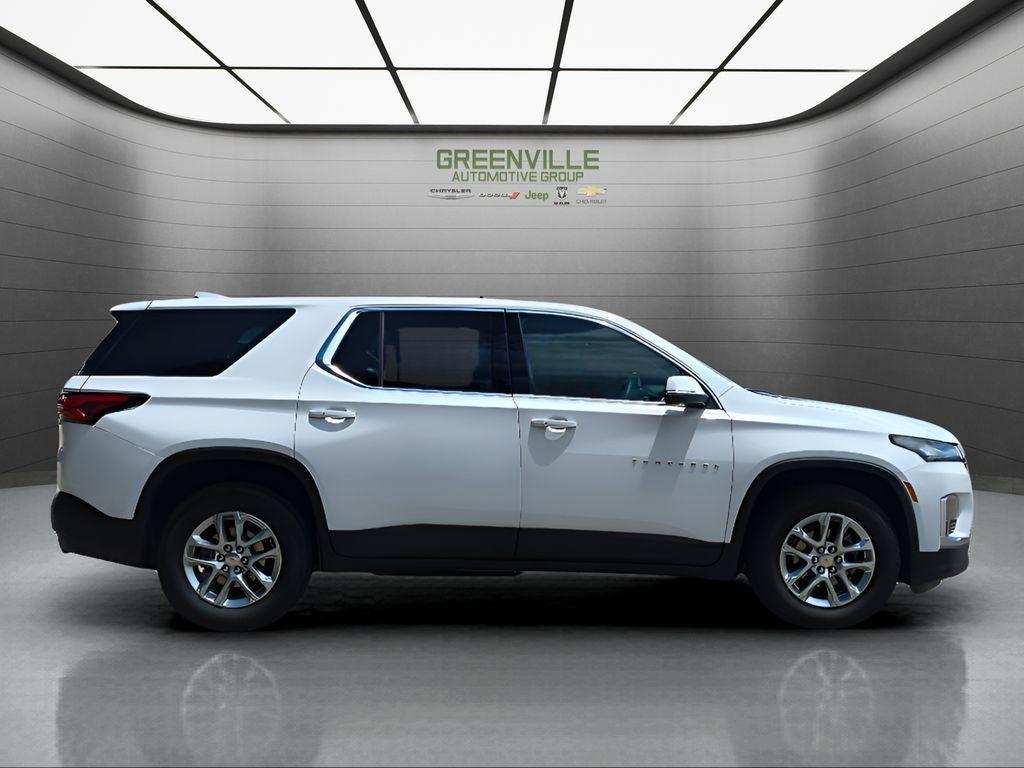 used 2022 Chevrolet Traverse car, priced at $22,519