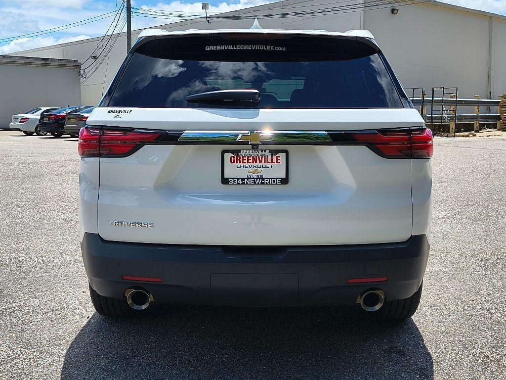 used 2022 Chevrolet Traverse car, priced at $22,519