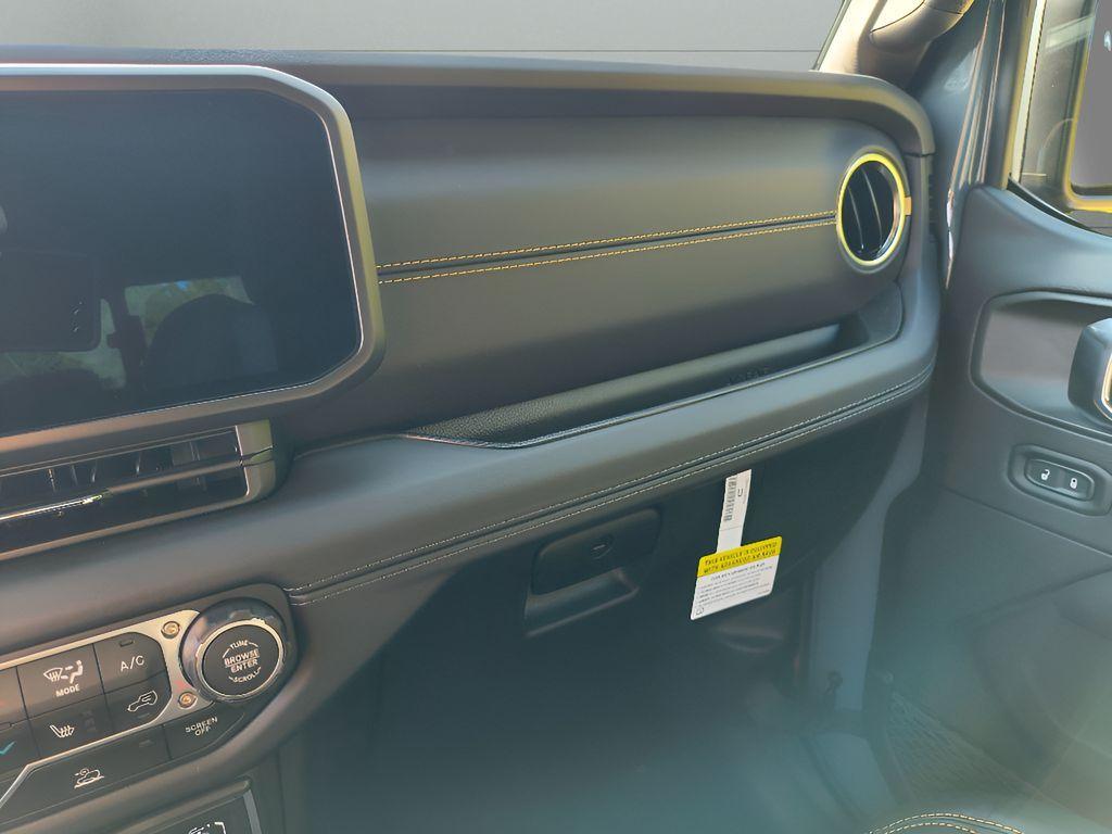 new 2025 Jeep Gladiator car, priced at $45,845