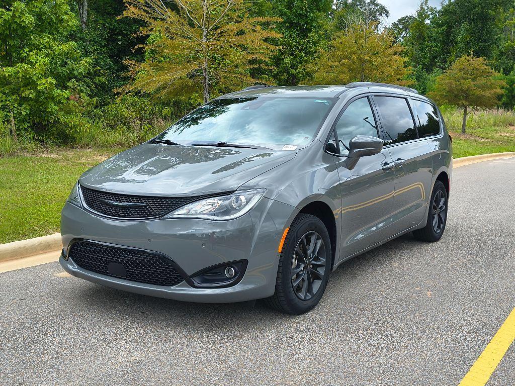 used 2020 Chrysler Pacifica car, priced at $22,785