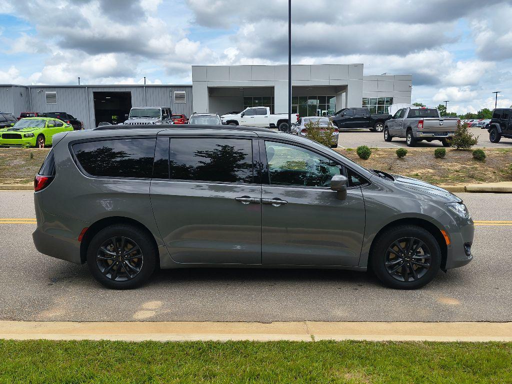 used 2020 Chrysler Pacifica car, priced at $22,785