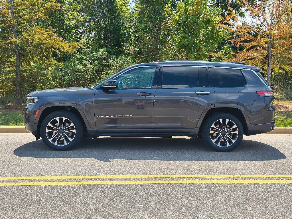 used 2022 Jeep Grand Cherokee L car, priced at $35,589