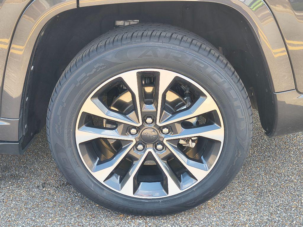 used 2022 Jeep Grand Cherokee L car, priced at $35,589