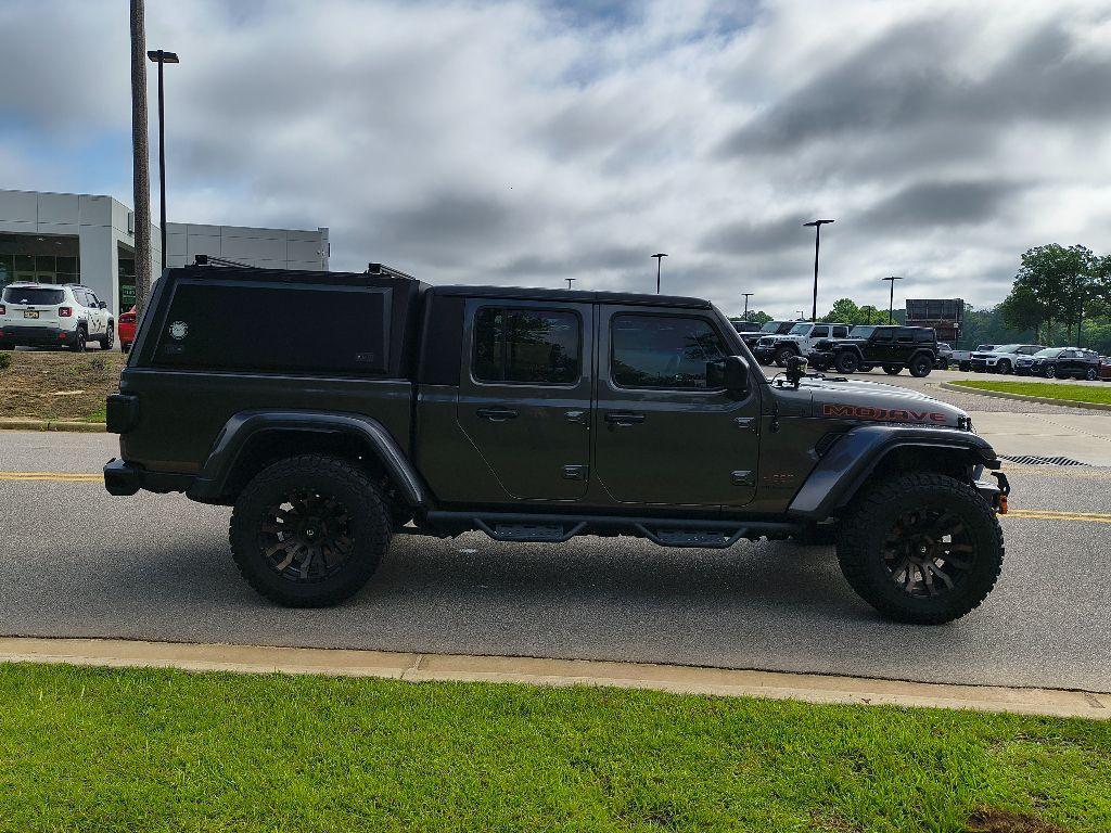 used 2023 Jeep Gladiator car