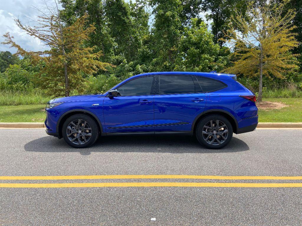 used 2022 Acura MDX car, priced at $43,994