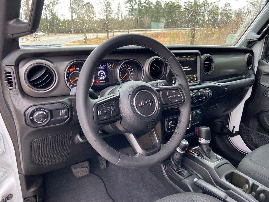 used 2023 Jeep Gladiator car, priced at $43,837