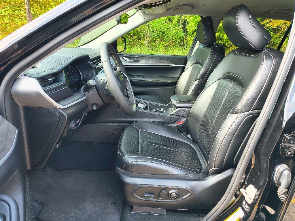 used 2024 Jeep Grand Cherokee L car, priced at $39,811