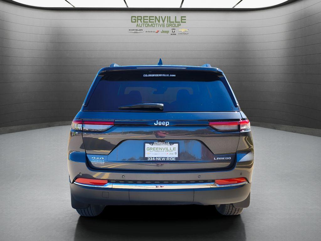 new 2025 Jeep Grand Cherokee car, priced at $37,829