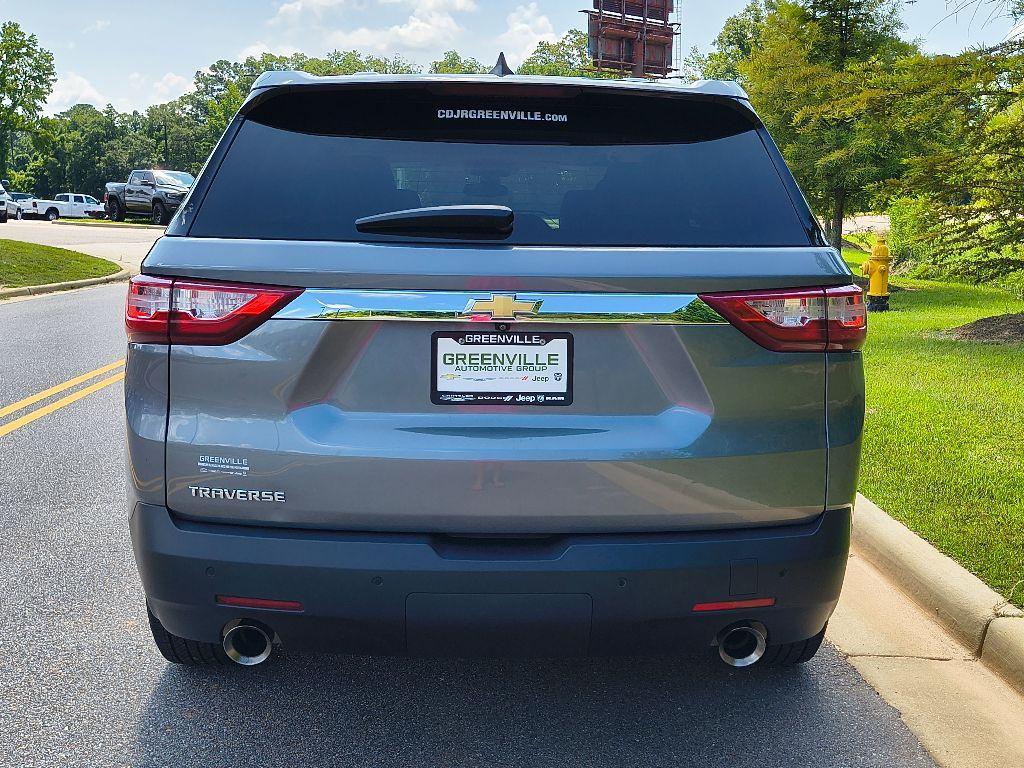 used 2021 Chevrolet Traverse car, priced at $21,798