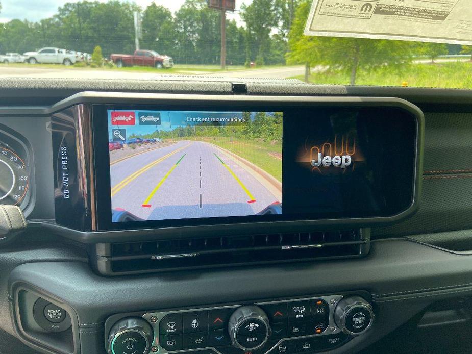 new 2024 Jeep Gladiator car, priced at $53,710