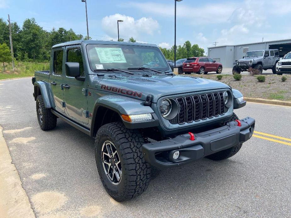 new 2024 Jeep Gladiator car, priced at $53,710