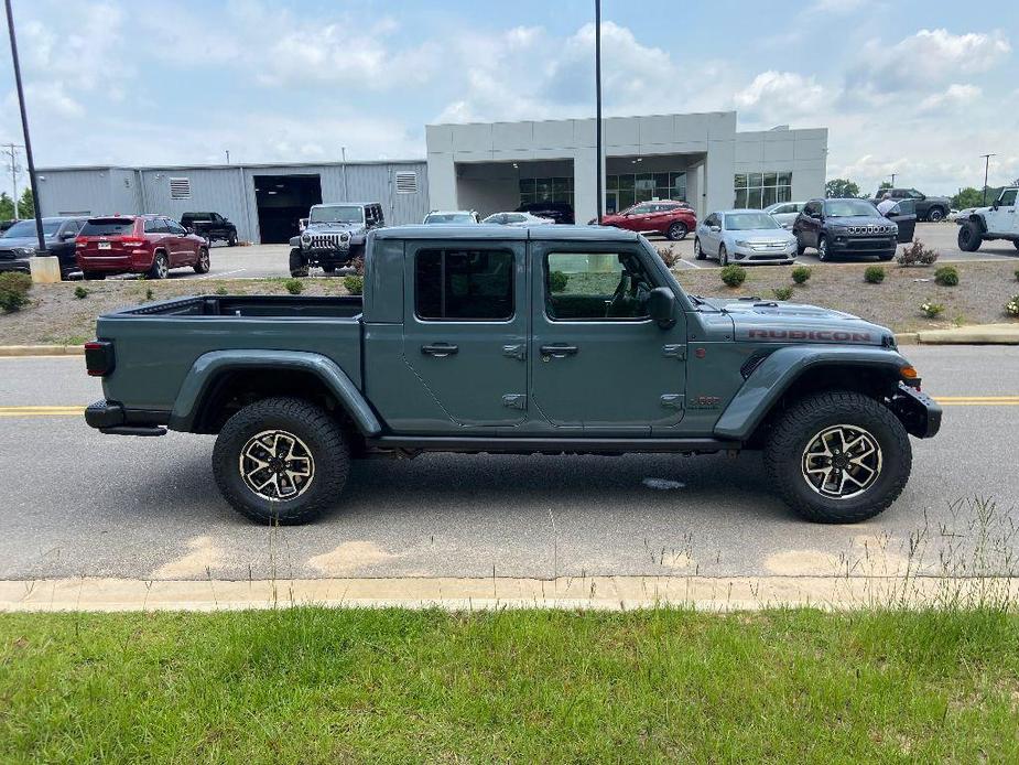 new 2024 Jeep Gladiator car, priced at $53,710