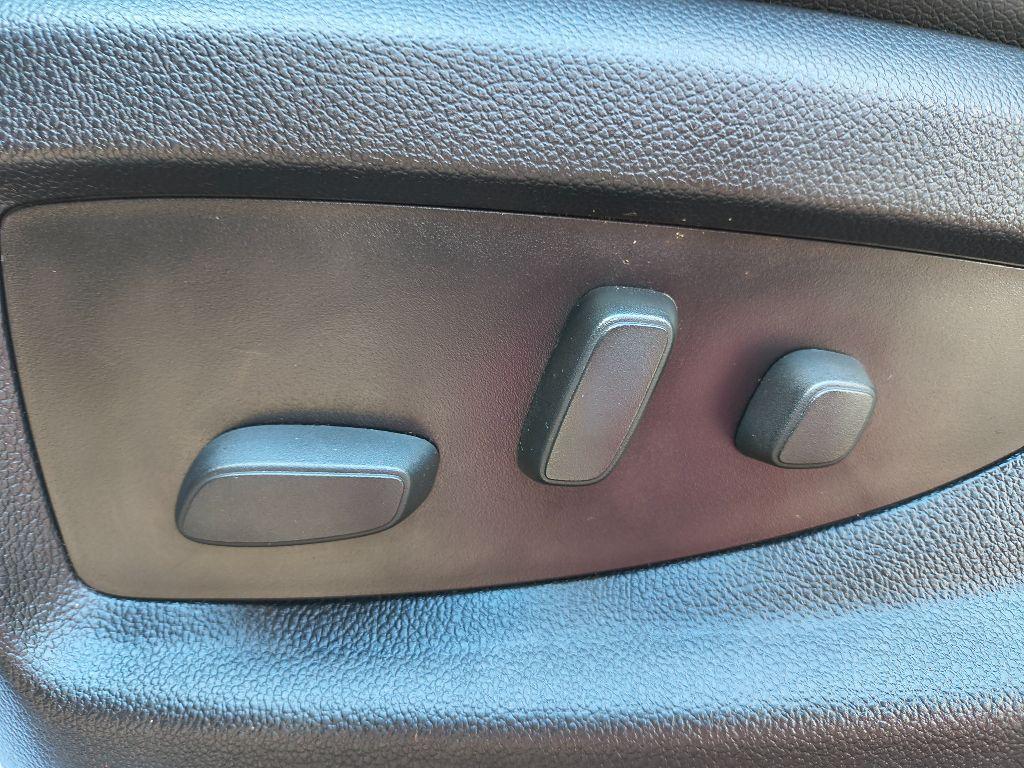 used 2014 GMC Sierra 1500 car, priced at $17,926