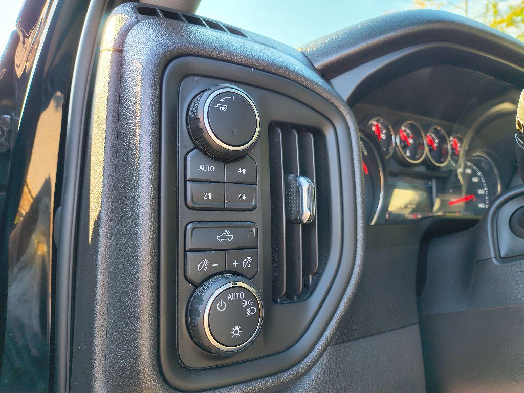 used 2021 Chevrolet Silverado 1500 car, priced at $36,675