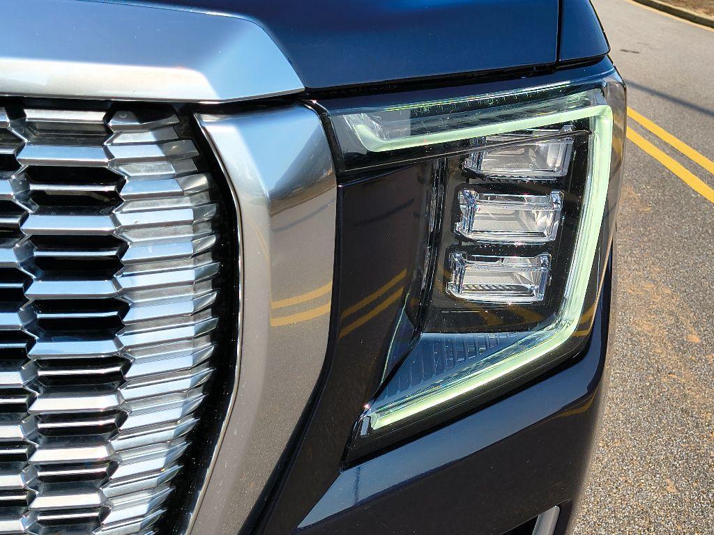 used 2021 GMC Yukon car, priced at $47,507