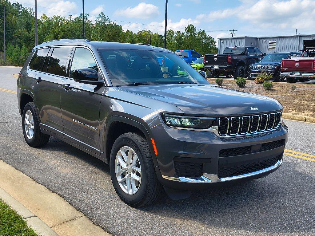 used 2024 Jeep Grand Cherokee L car, priced at $31,502