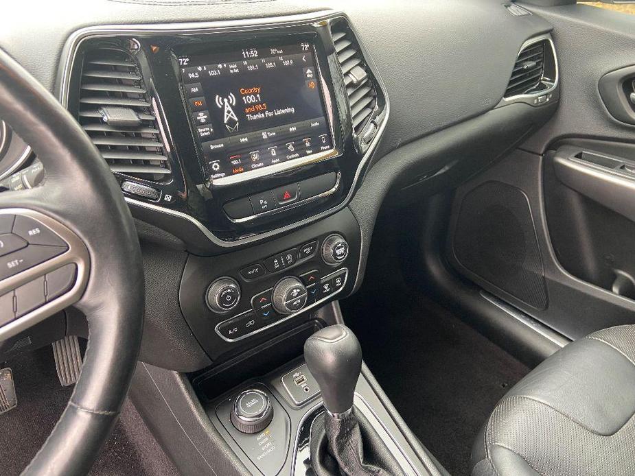 used 2019 Jeep Cherokee car, priced at $22,989