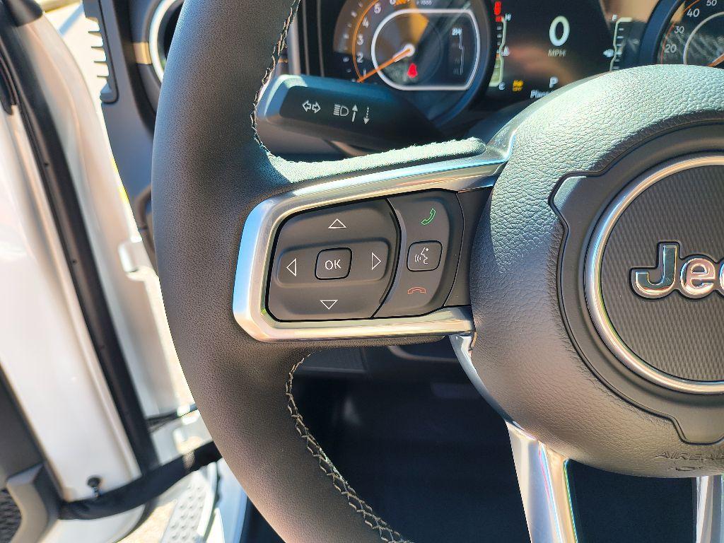 new 2025 Jeep Wrangler car, priced at $48,800