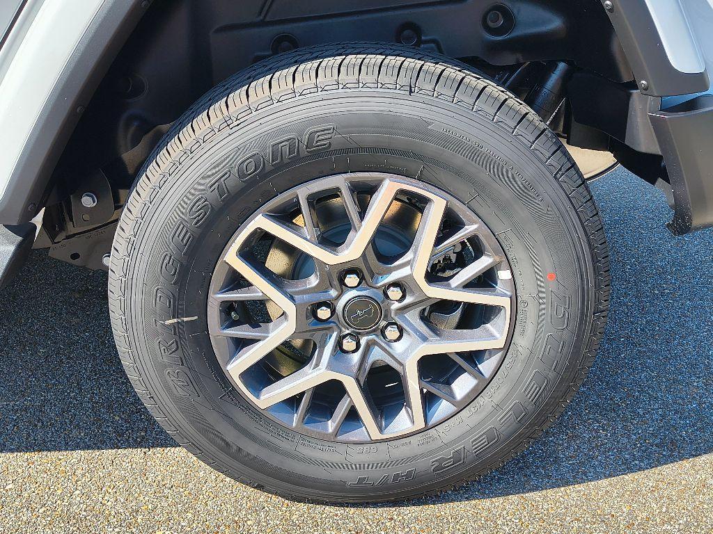 new 2025 Jeep Wrangler car, priced at $48,800