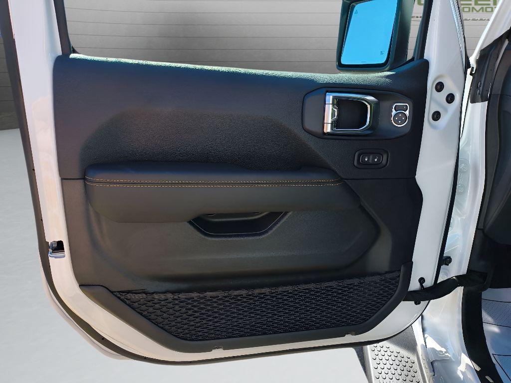 new 2025 Jeep Wrangler car, priced at $49,525
