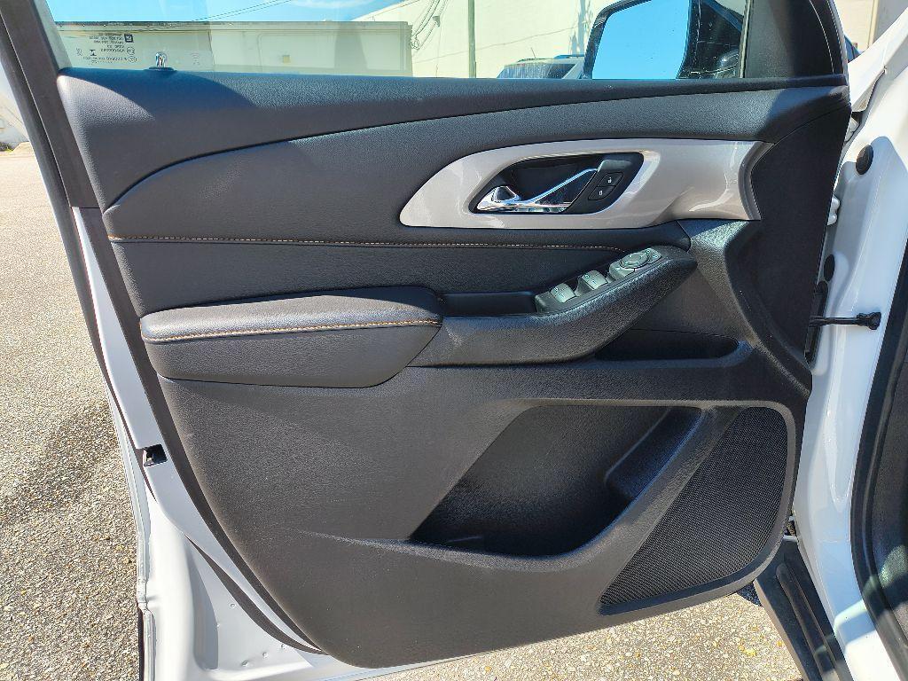 used 2021 Chevrolet Traverse car