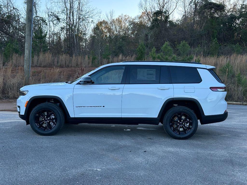 new 2025 Jeep Grand Cherokee L car, priced at $43,435