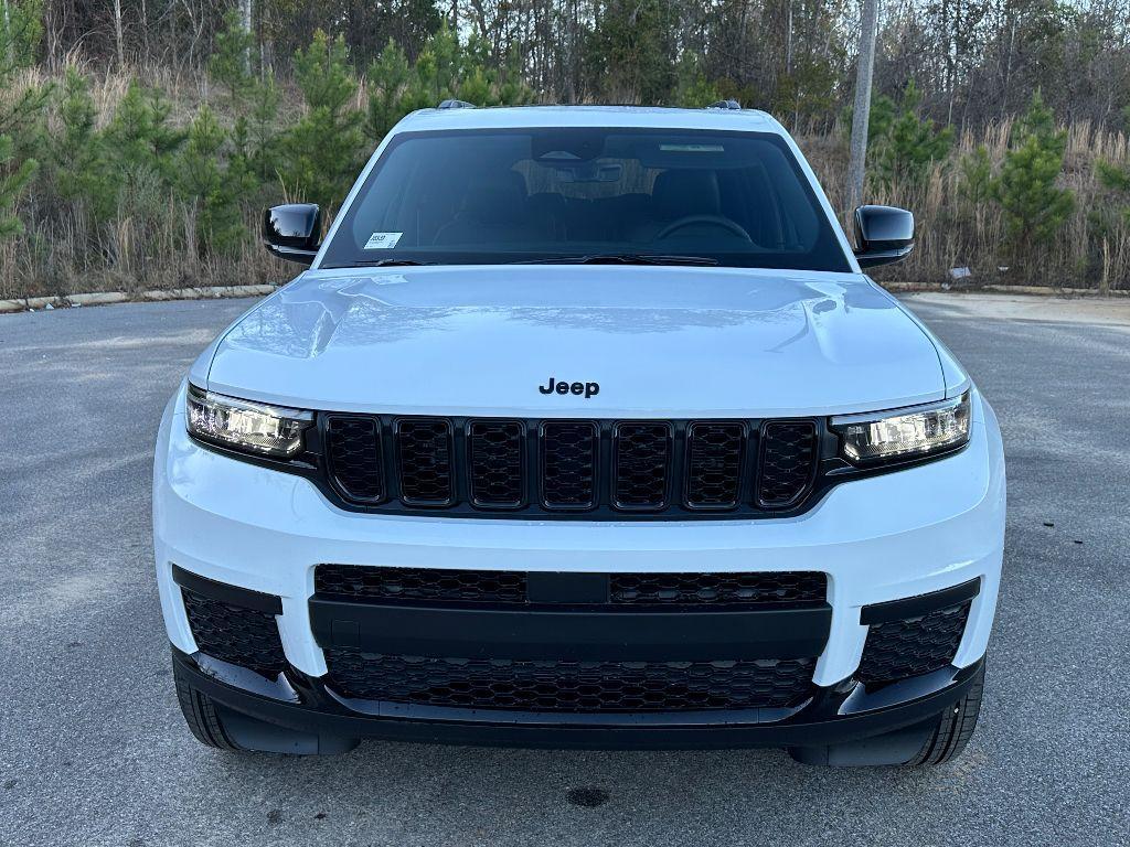 new 2025 Jeep Grand Cherokee L car, priced at $43,435