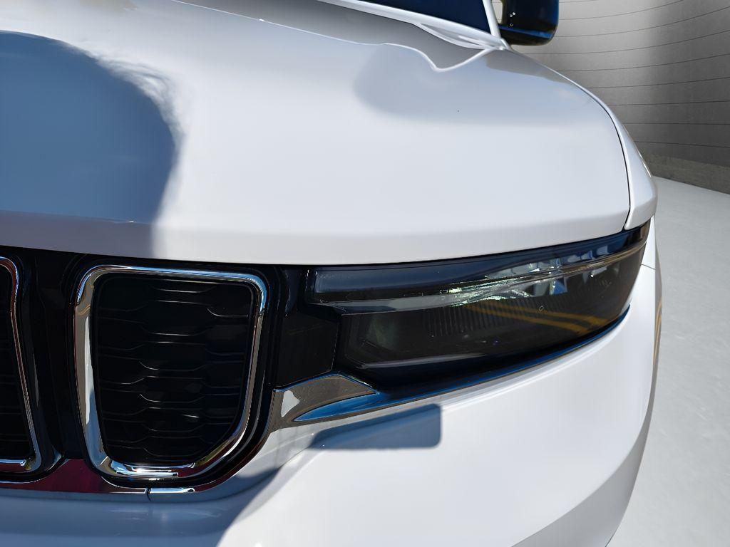 new 2025 Jeep Grand Cherokee L car, priced at $42,844
