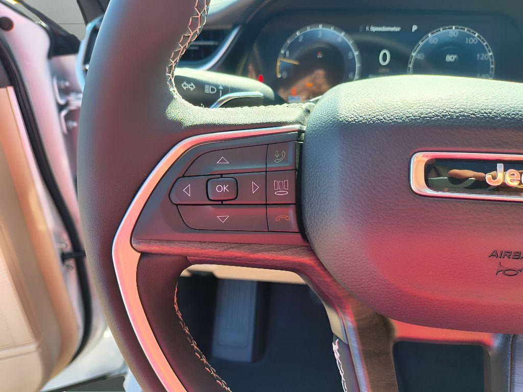 new 2025 Jeep Grand Cherokee L car, priced at $42,844