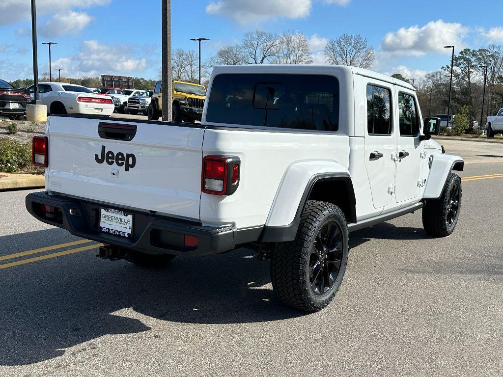 new 2025 Jeep Gladiator car, priced at $44,640