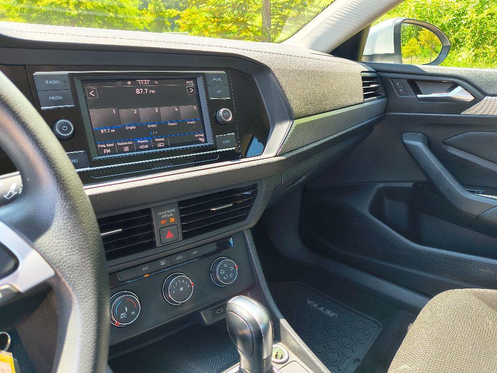 used 2021 Volkswagen Jetta car, priced at $18,883
