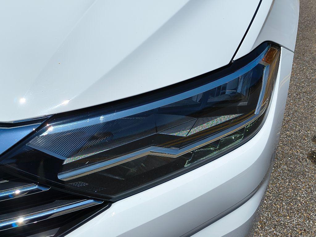 used 2021 Volkswagen Jetta car, priced at $18,883