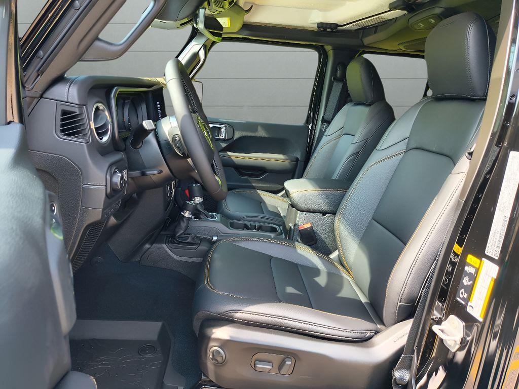new 2025 Jeep Wrangler car, priced at $46,983