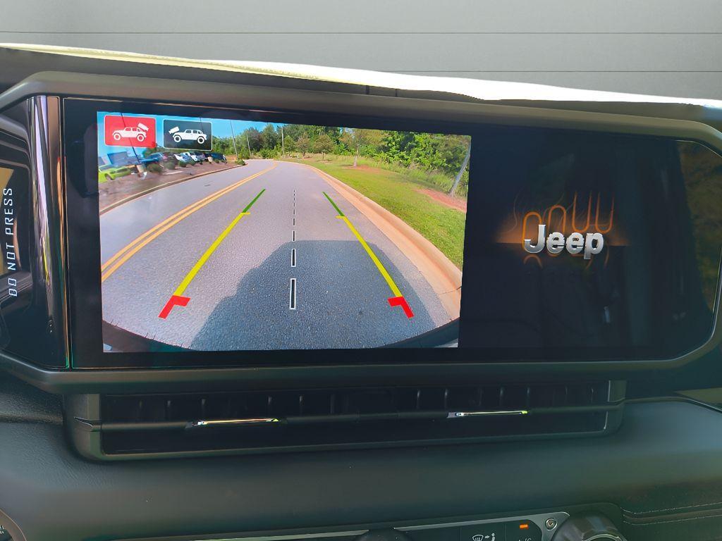 new 2025 Jeep Wrangler car, priced at $46,983