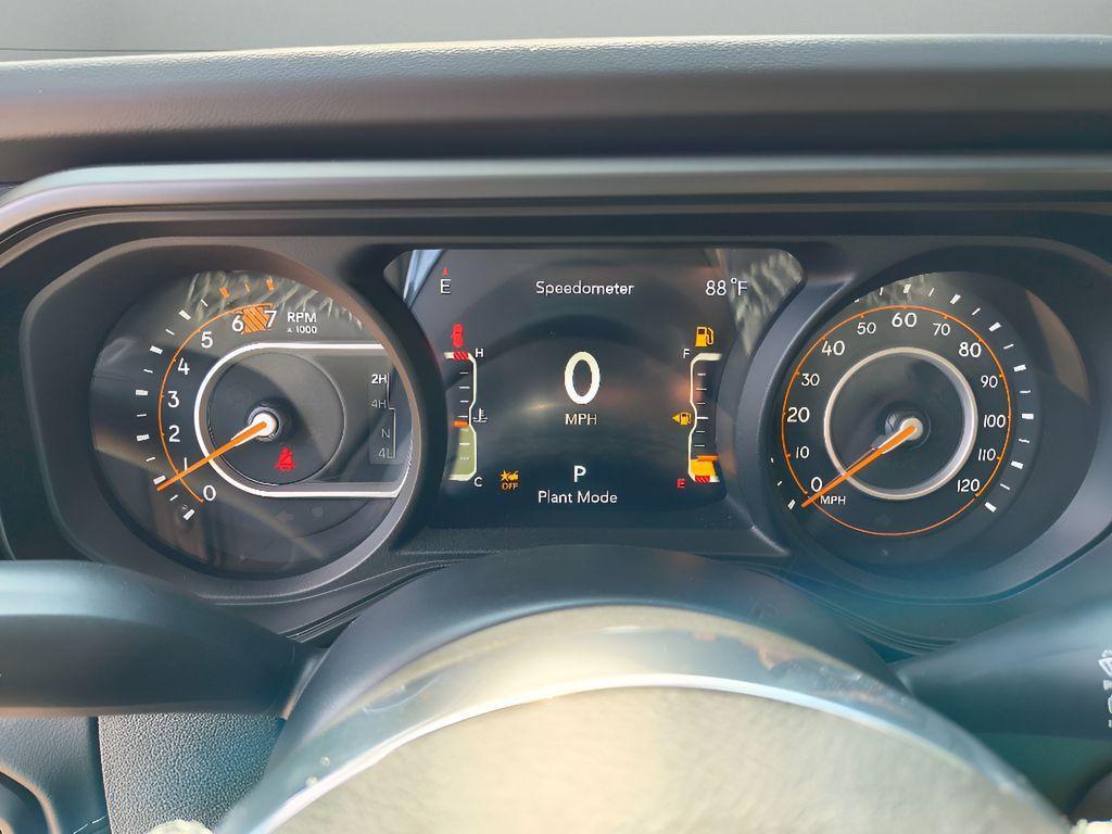 new 2025 Jeep Wrangler car, priced at $46,983