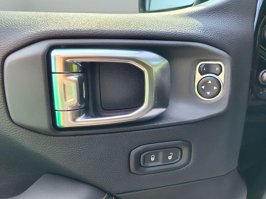 new 2025 Jeep Wrangler car, priced at $46,983