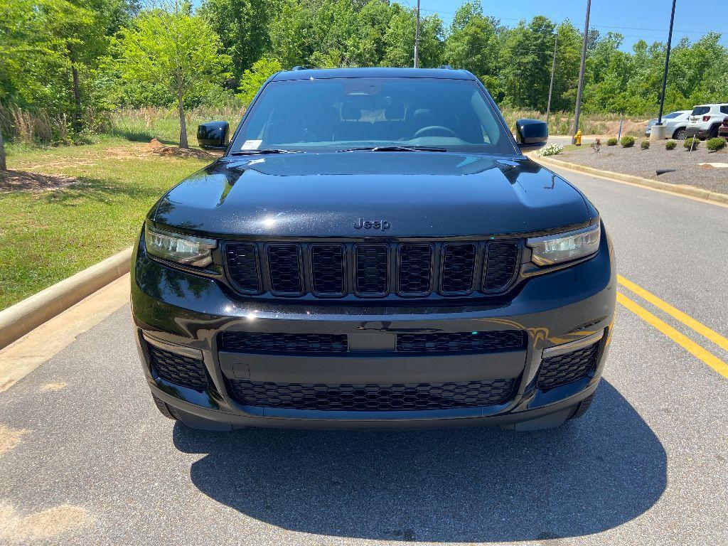 new 2024 Jeep Grand Cherokee L car, priced at $42,988