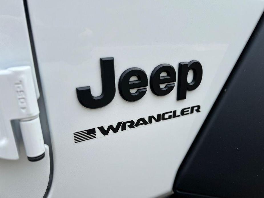 new 2024 Jeep Wrangler car, priced at $45,334