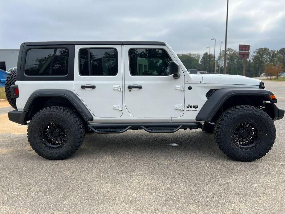 new 2024 Jeep Wrangler car, priced at $45,334