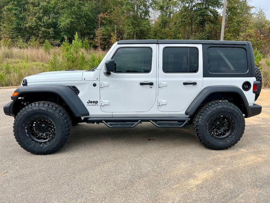 new 2024 Jeep Wrangler car, priced at $45,334