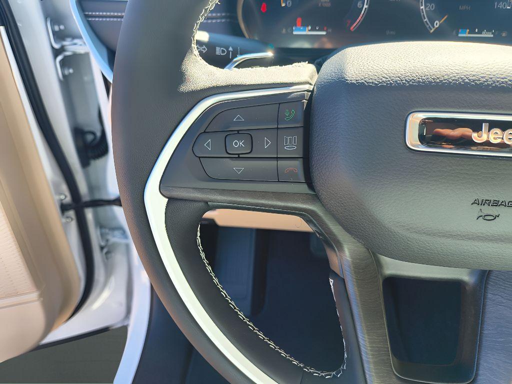 new 2025 Jeep Grand Cherokee L car, priced at $41,515