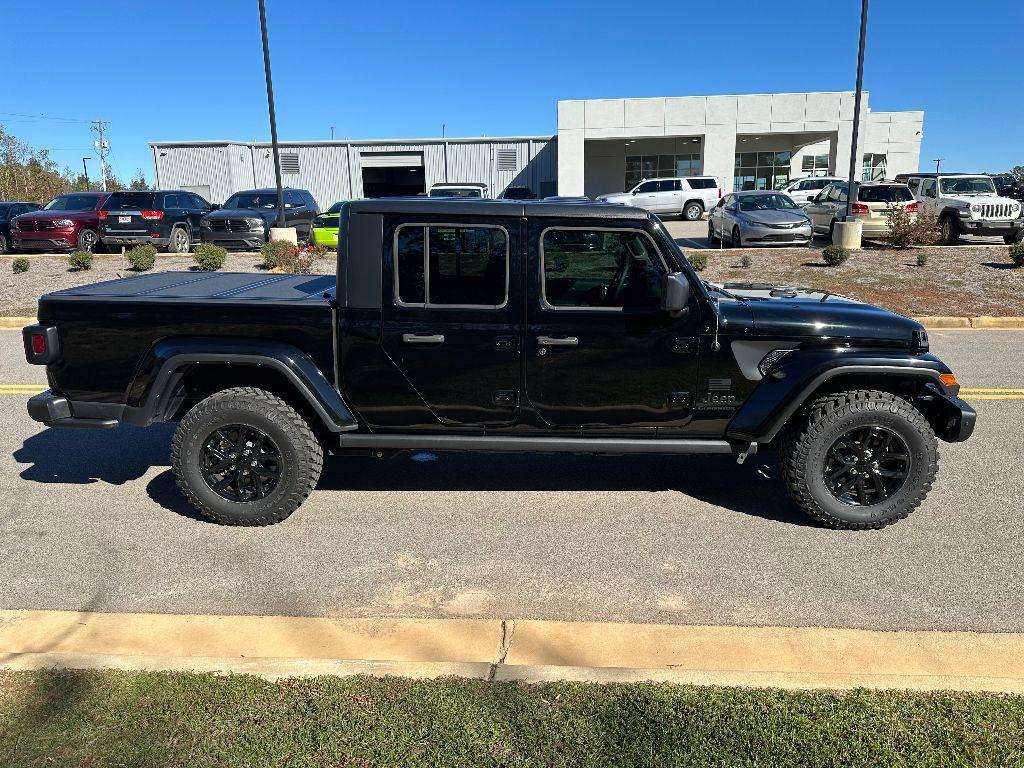 new 2023 Jeep Gladiator car, priced at $43,995