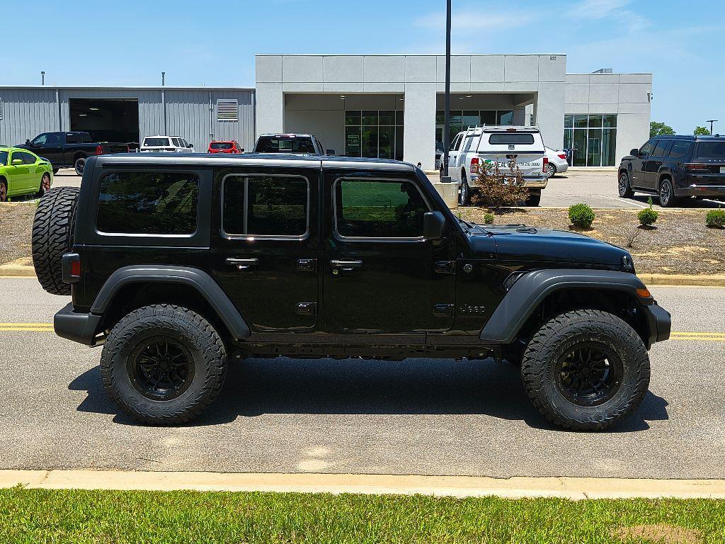 new 2024 Jeep Wrangler car, priced at $47,762